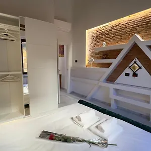  Appartamento Stylish & Cozy In The Heart Of